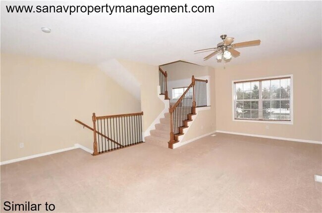Building Photo - ? Stylish 2-Bedroom Townhome in Prime West Des Moines! Move in Special- May rent free