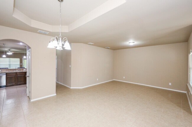 Building Photo - 117 Veracruz Dr