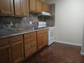 Building Photo - 178 Chestnut Walk Dr