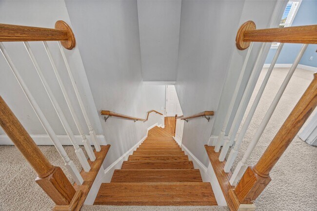 Building Photo - Beautiful 4-Bedroom, 3-Bath House