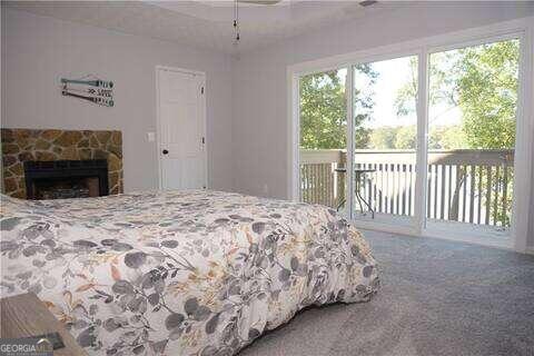 Building Photo - 8712 Lake Dr SW