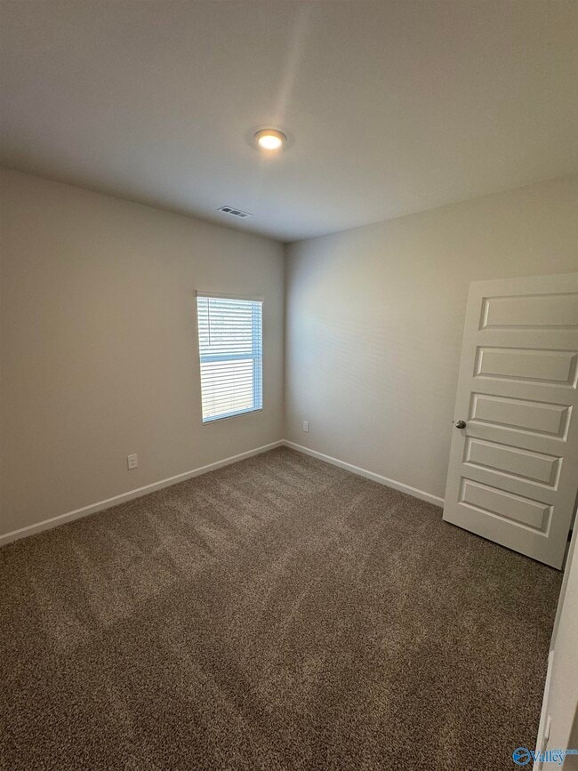 Building Photo - 115 Betty Williams Dr