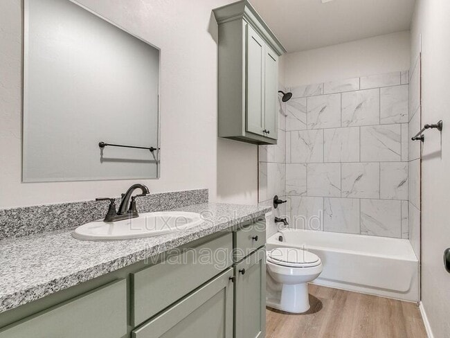 Building Photo - 10601 Lawson Ln