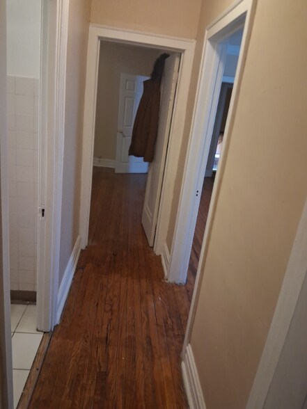 Building Photo - 8028 S Jeffery Blvd