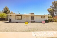 Building Photo - 941 S Baylor Dr