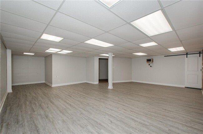 Building Photo - 150 Karina Pl