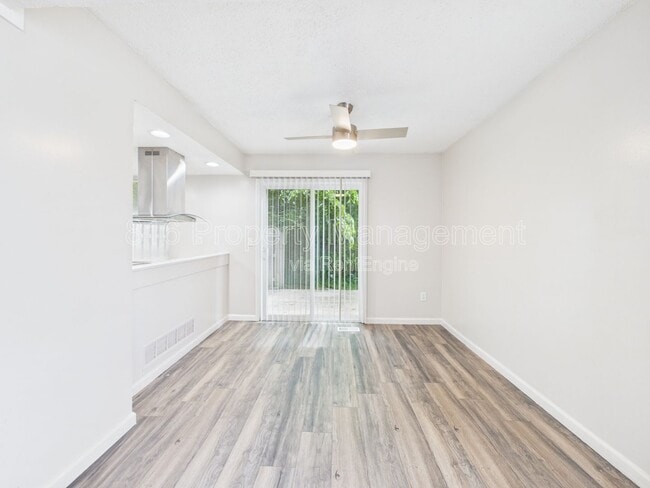 Building Photo - 3102 Eaton St