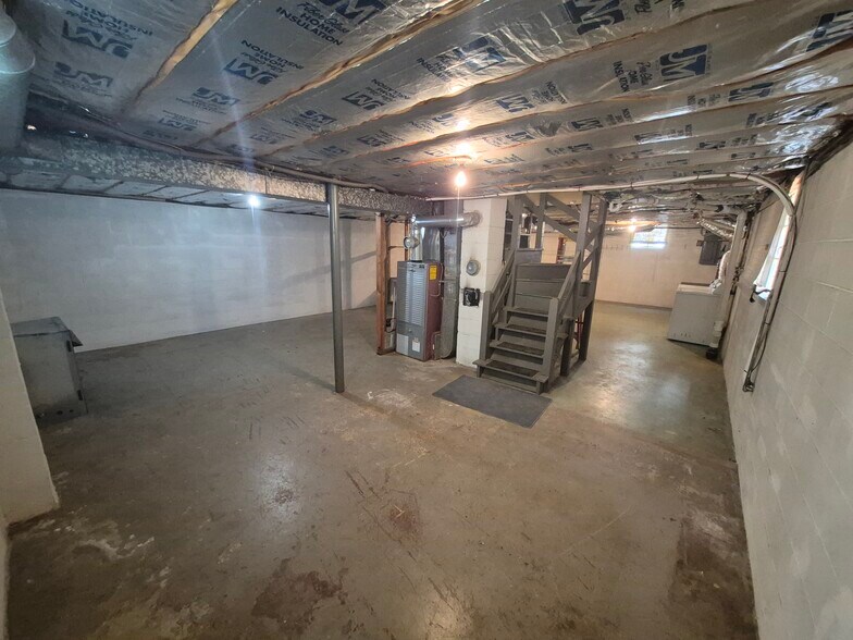 Building Photo - 1108 Dandridge Dr