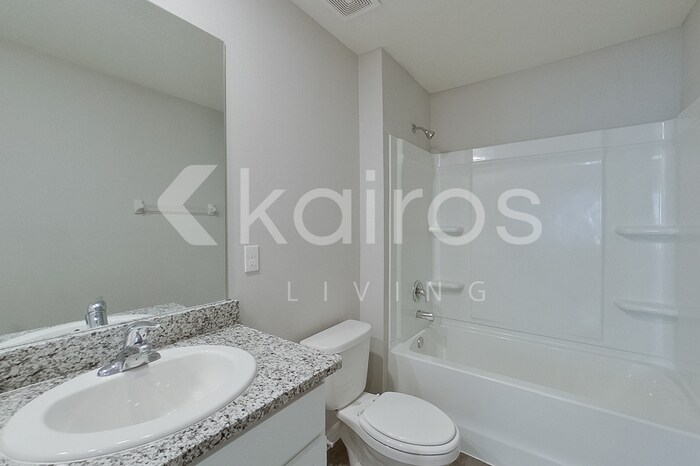 Building Photo - 8669 SW 43rd Ter