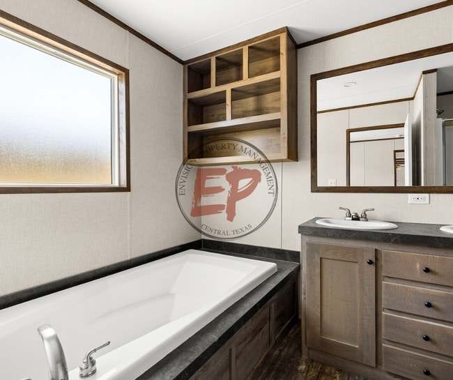 Building Photo - 21 Clear Creek