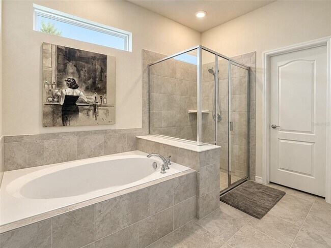 Building Photo - 7328 Oakmoss Loop