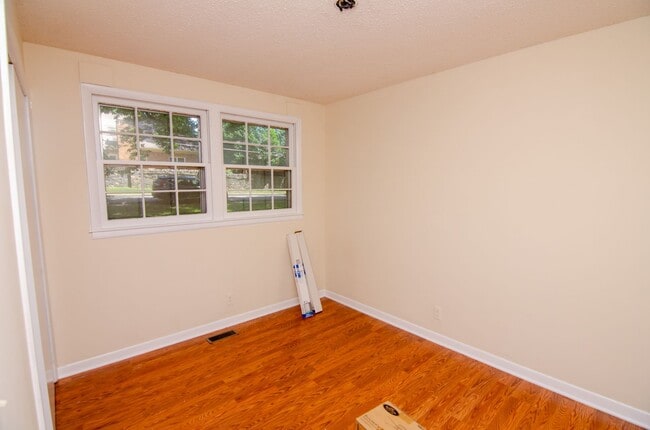 Building Photo - 3601 Hobbs Rd