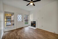 Building Photo - 806 W 24th St