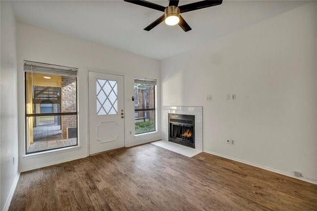 Primary Photo - 806 W 24th St