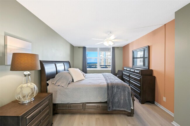 Building Photo - 201 N Ocean Blvd