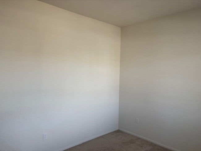 Building Photo - 3 Bedroom + Office, 2 Bath Home with Solar...