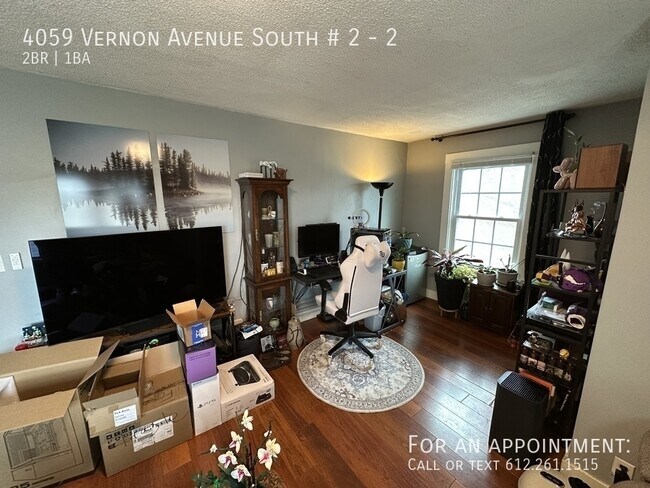 Building Photo - 4059 Vernon Ave S