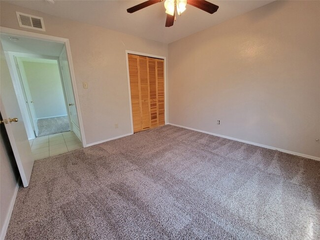 Building Photo - 5325 Brookport Dr