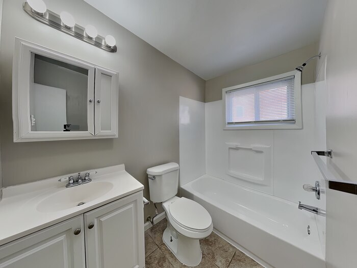 Building Photo - 1206 Brixton Rd