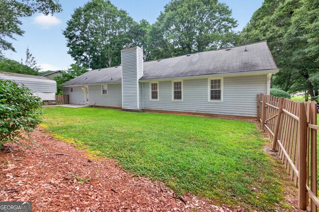 Building Photo - 129 Springbrook Dr