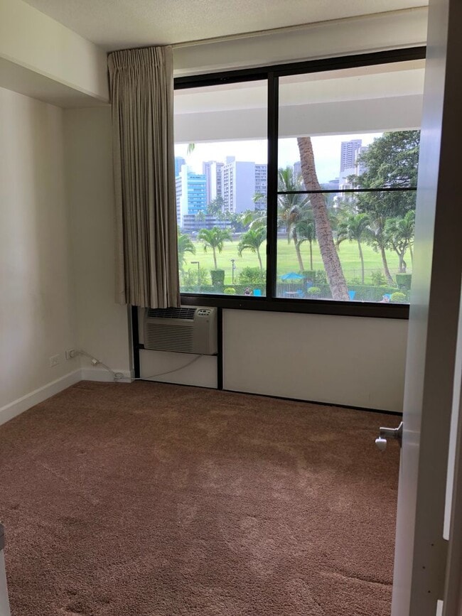 Building Photo - 2 Bed 2 Bath 1 Parking at Marco Polo Apartments, Great Views and Amenities!!!