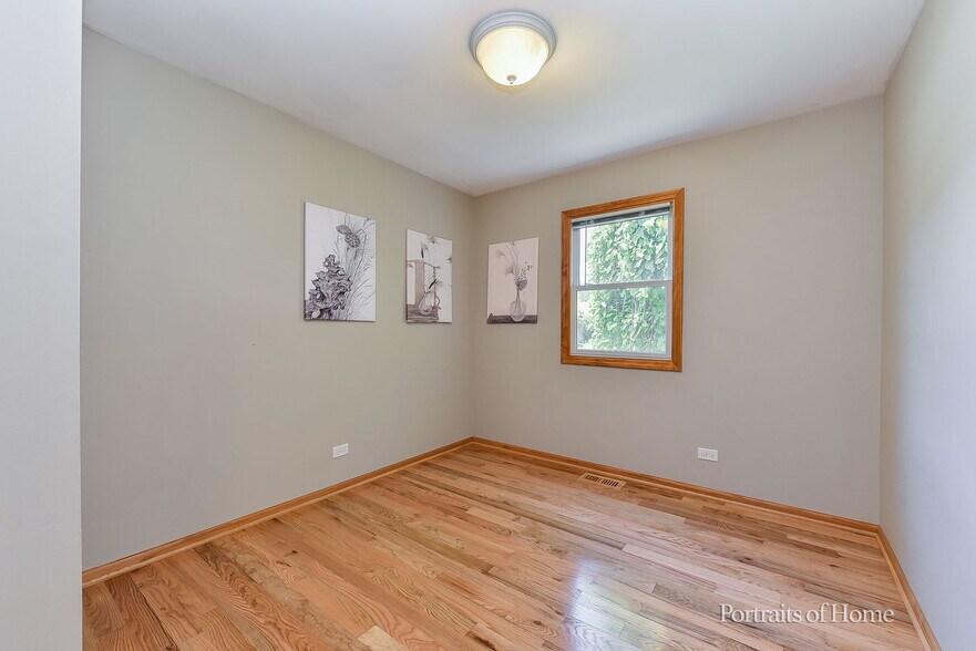 Building Photo - 1309 Duke Dr