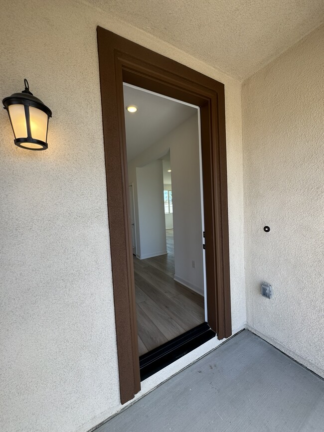 Building Photo - 31506 Lolite Dr