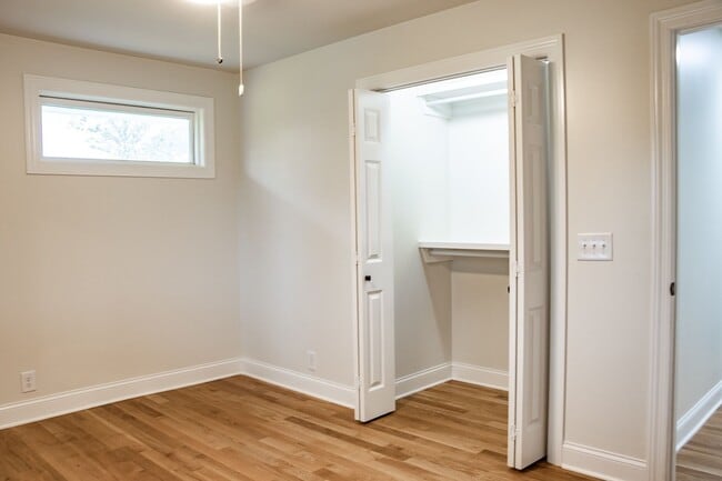Building Photo - Hillsboro - Renovated Home for Lease