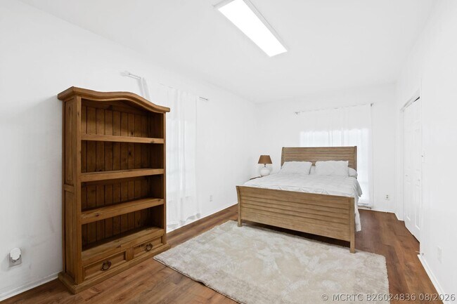 Building Photo - 2400 Delmar Pl