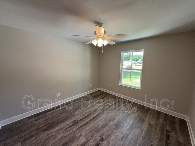 Building Photo - 4880 E Spencer Field Rd