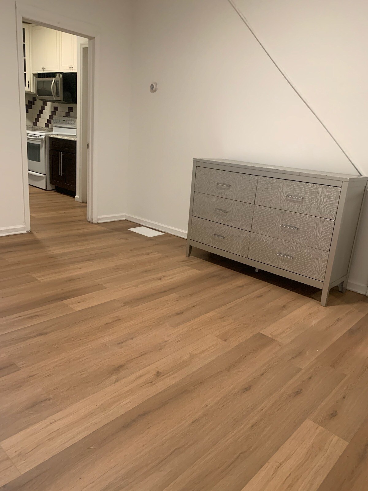 Building Photo - 867 N 50th St