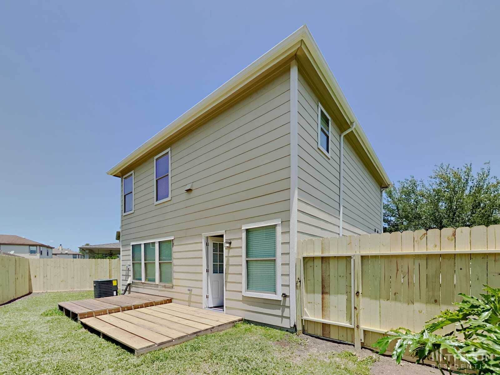 Building Photo - 6811 Rustic Pecan Ln