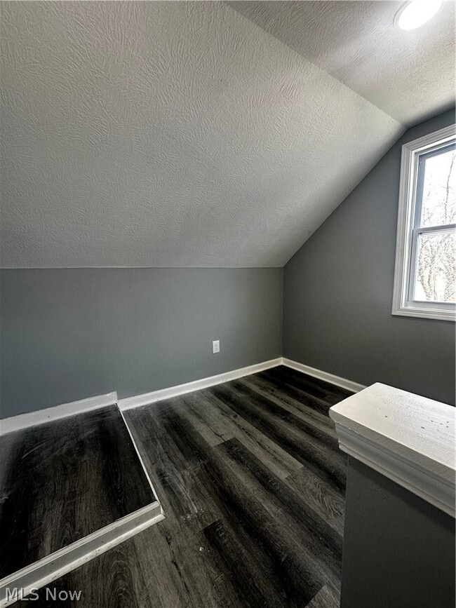 Building Photo - 3289 W 58th St