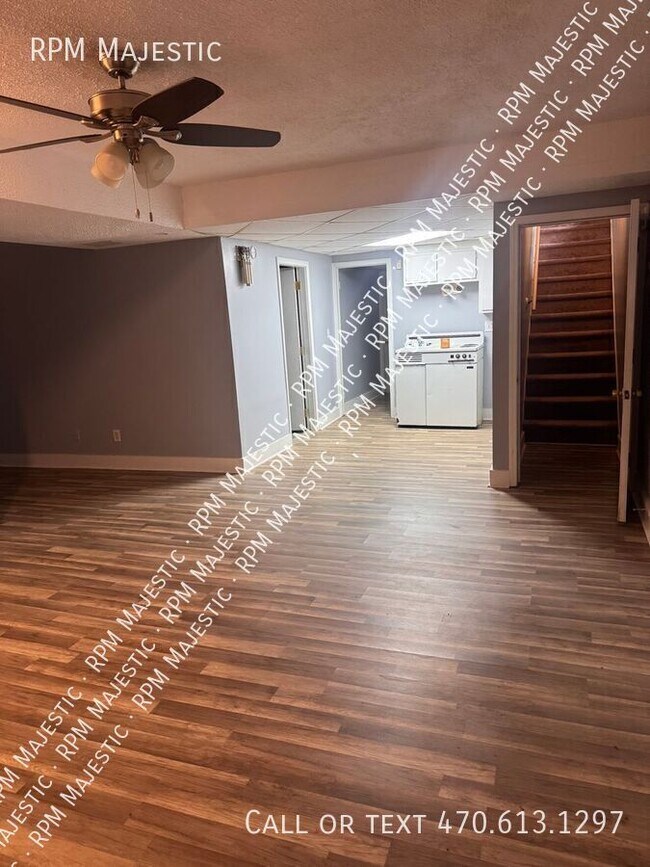 Building Photo - 3518 Moonlight Ct