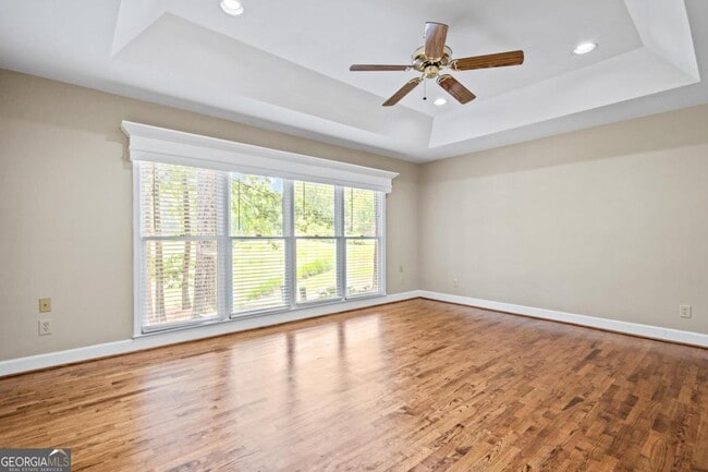 Building Photo - 1043B Clubhouse Ln