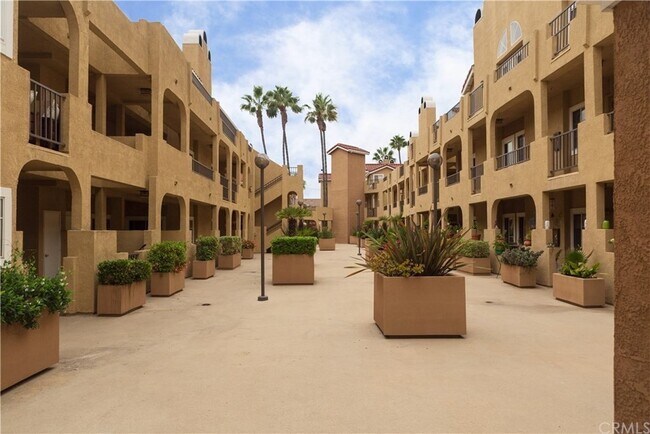 Building Photo - 16912 Sims Ln