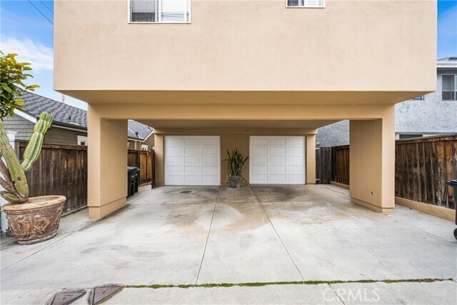 Building Photo - 602 Larkspur Ave