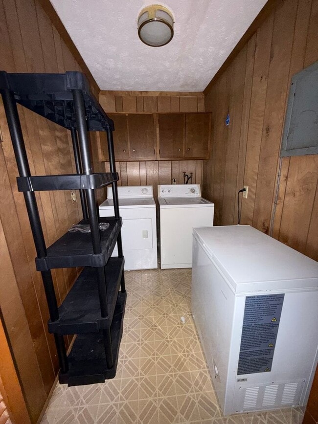 Building Photo - One Bedroom Apartment in Wadesboro