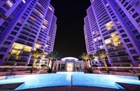 Building Photo - 231 Riverside Dr