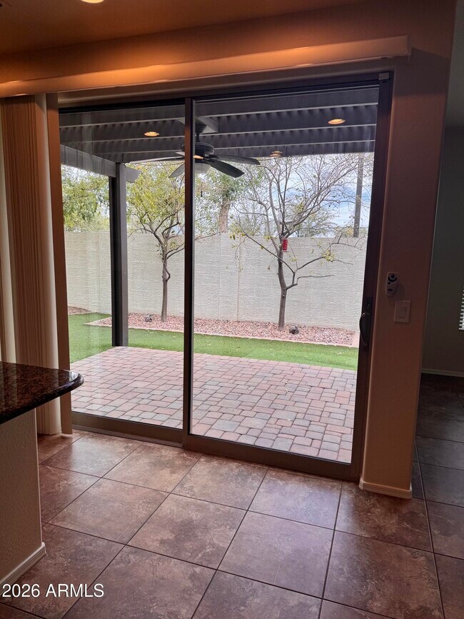 Building Photo - 3457 S Swan Dr