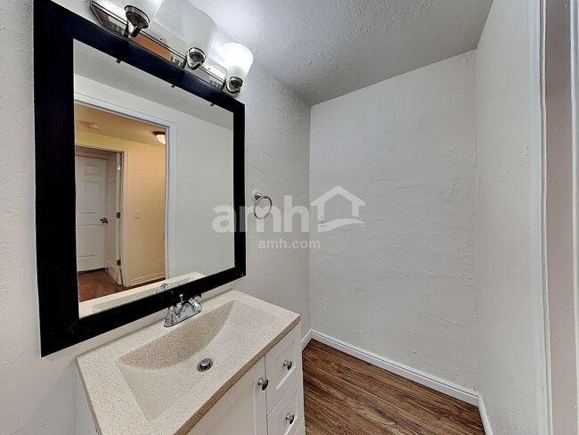 Building Photo - 4177 S 1000 W