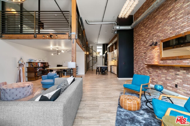 Building Photo - 4115 Glencoe Ave