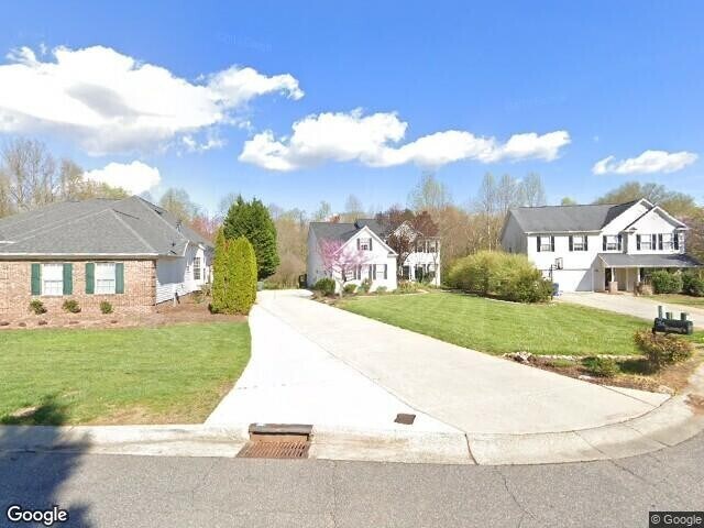 Building Photo - So much space!!!!!! So much storage!!!!!!!!