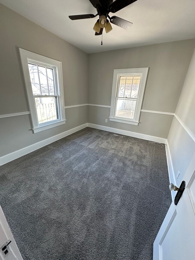 Building Photo - 1003 Clinton Ave