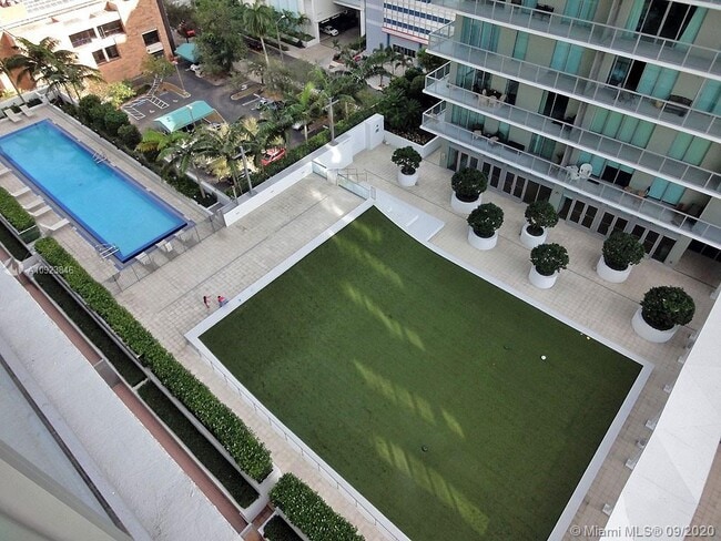 Building Photo - 1111 SW 1 AV 1715-N Miami Fl 33130