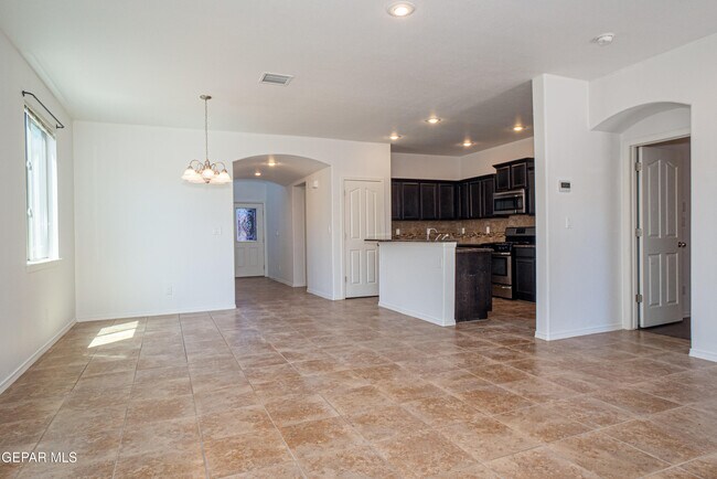 Building Photo - 7668 Mundy Creek Dr