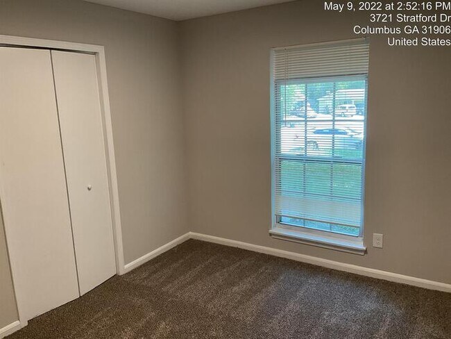 Building Photo - 3721 Stratford Dr