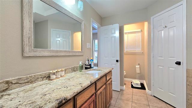 Building Photo - 6301 Lotus Dr