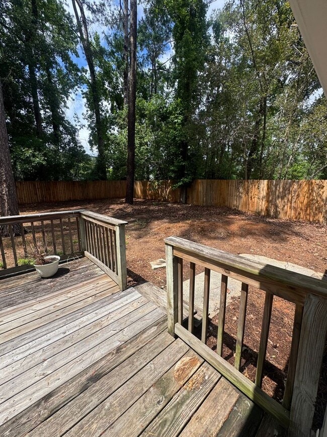 Building Photo - Cul-de-Sac Gem in Evans with New Carpet, Fresh Paint & Spacious Yard