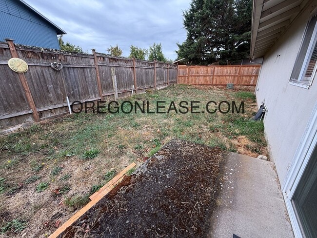 Building Photo - 1754 Rainbow Loop